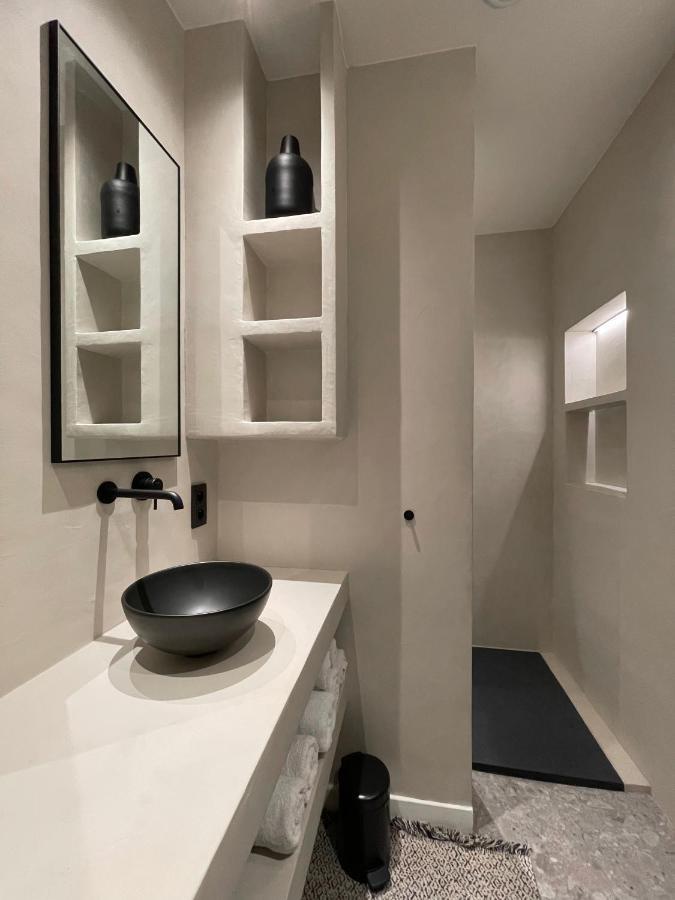 3 Bedroom Art-Nouveau Apartment With Free Parking เกนต์ ภายนอก รูปภาพ