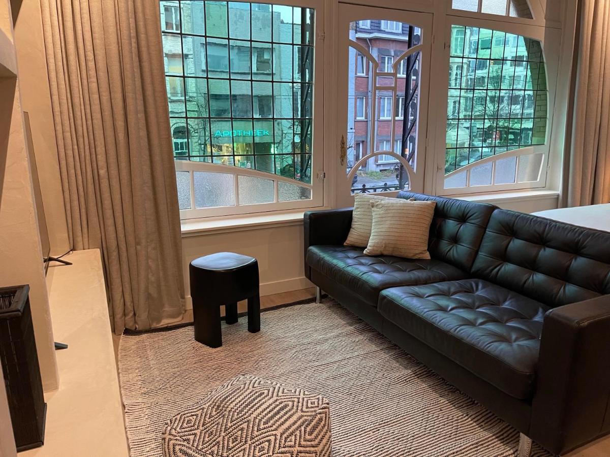 3 Bedroom Art-Nouveau Apartment With Free Parking เกนต์ ภายนอก รูปภาพ
